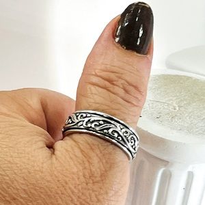 New spinner,fidget, anxiety Ring 925